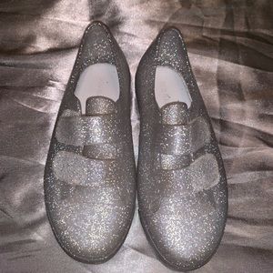 Size 10 Velcro jellies